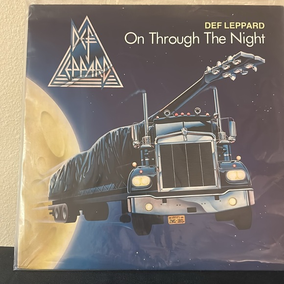 Def Leppard Pyromania and OnThrough The
Night Vinyl Record bundle - Picture 7 of 8